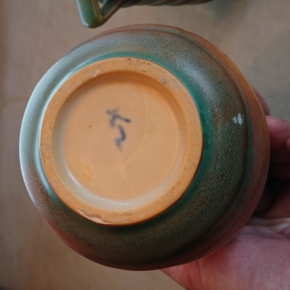 1930's Roseville Art Pottery Luffa 684-6 Black-eyed Susan Double Handled Vases 2 - Picture 5 of 8